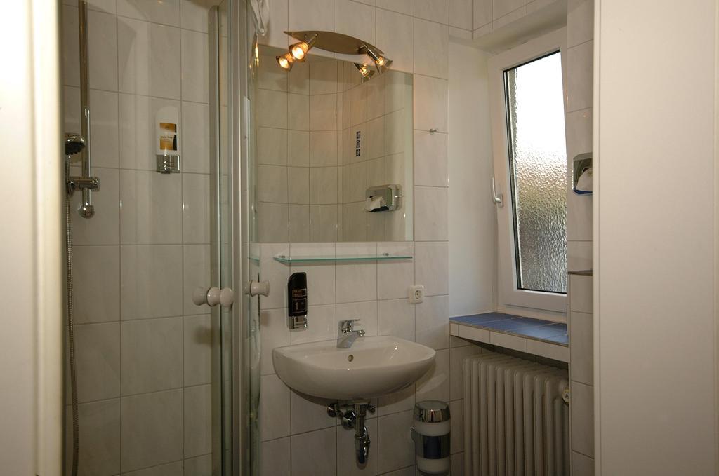 Hotel Pension Schwansee シュヴァンガウ 部屋 写真