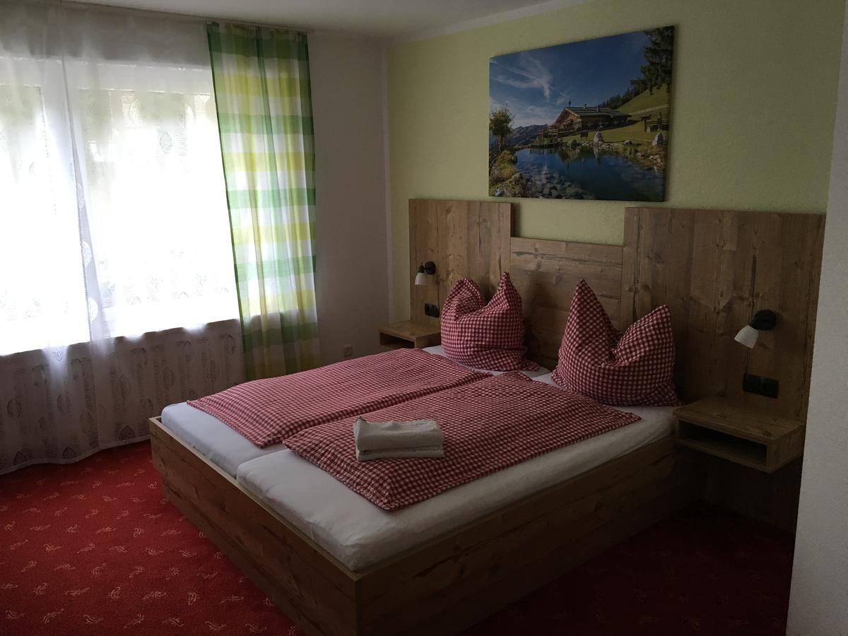 Hotel Pension Schwansee シュヴァンガウ エクステリア 写真