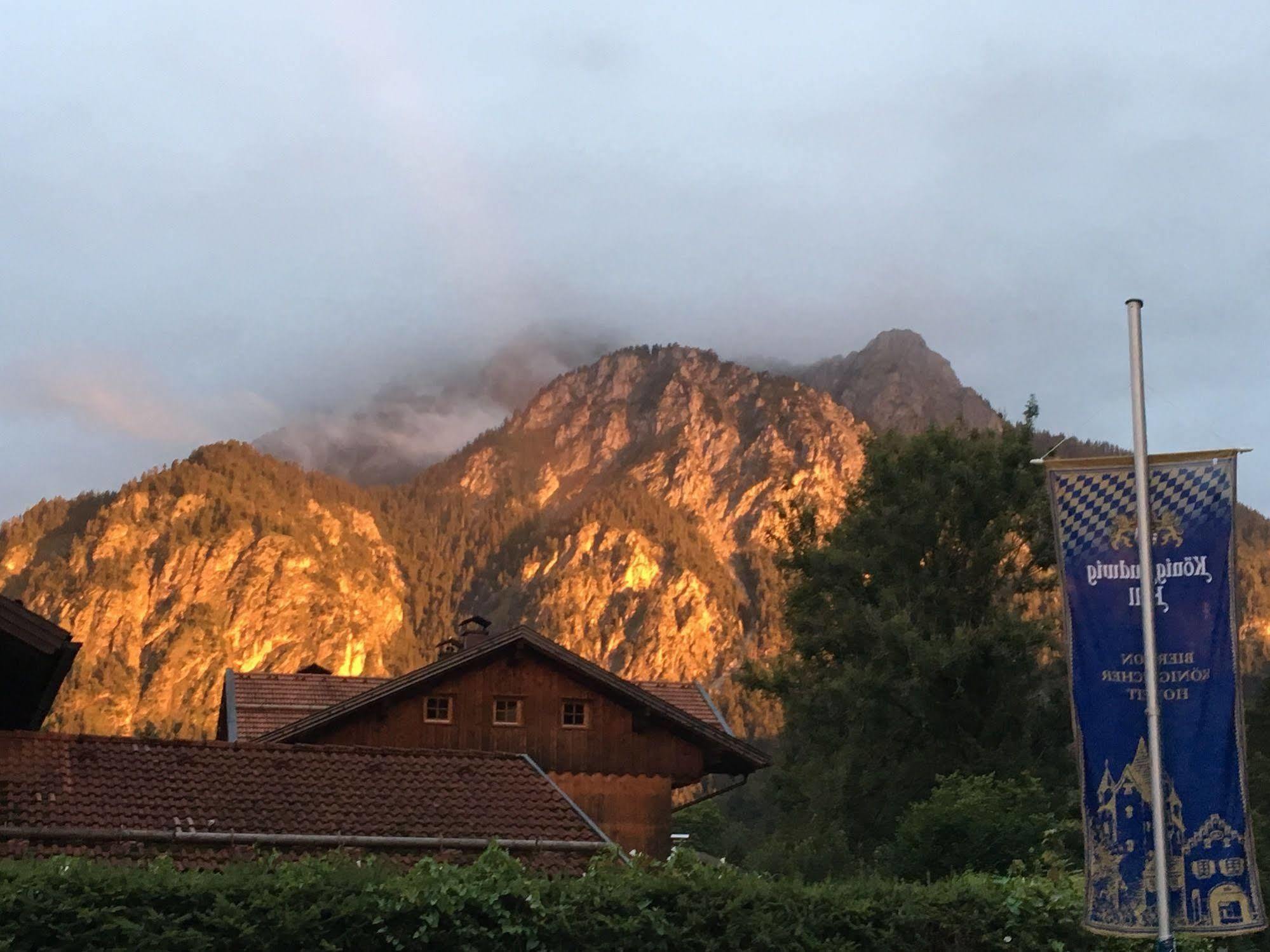 Hotel Pension Schwansee シュヴァンガウ エクステリア 写真