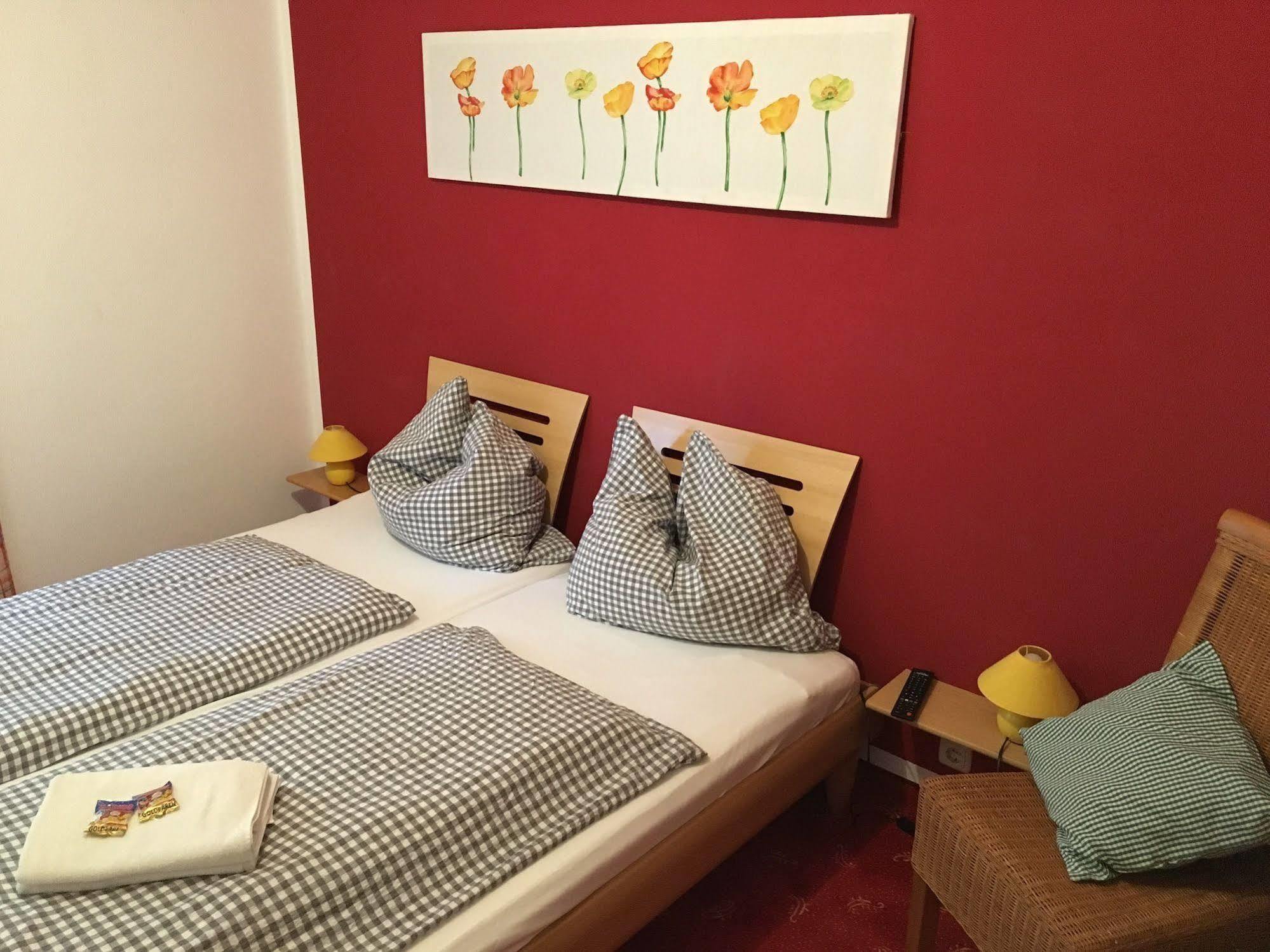 Hotel Pension Schwansee シュヴァンガウ エクステリア 写真